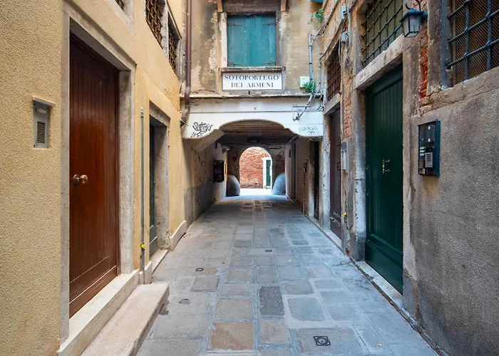 - San Marco Apartment Venice