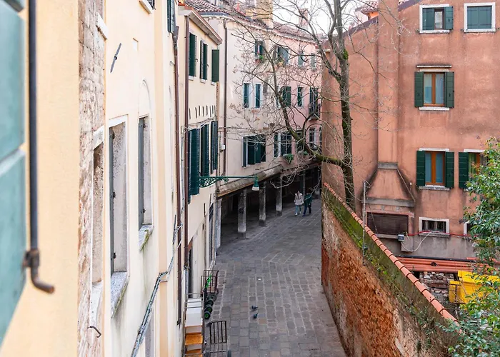 - San Marco Apartment *